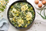 Πηλιορείτικη συνταγή: Φτιάξε χόρτα με αυγά