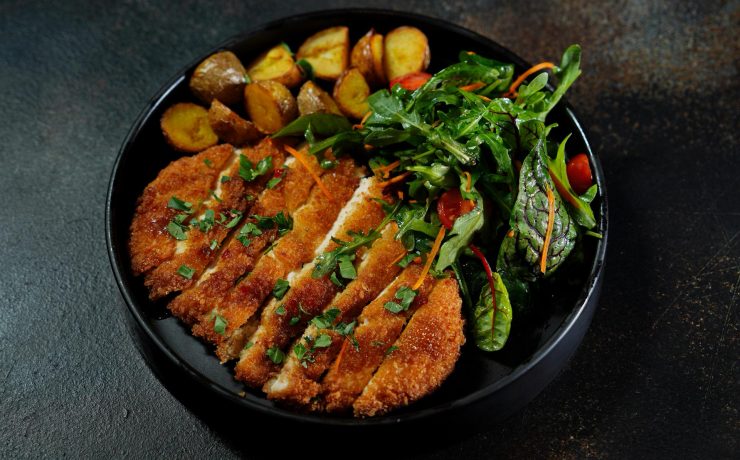 Συνταγή για πεντανόστιμα σνίτσελ στο φούρνο