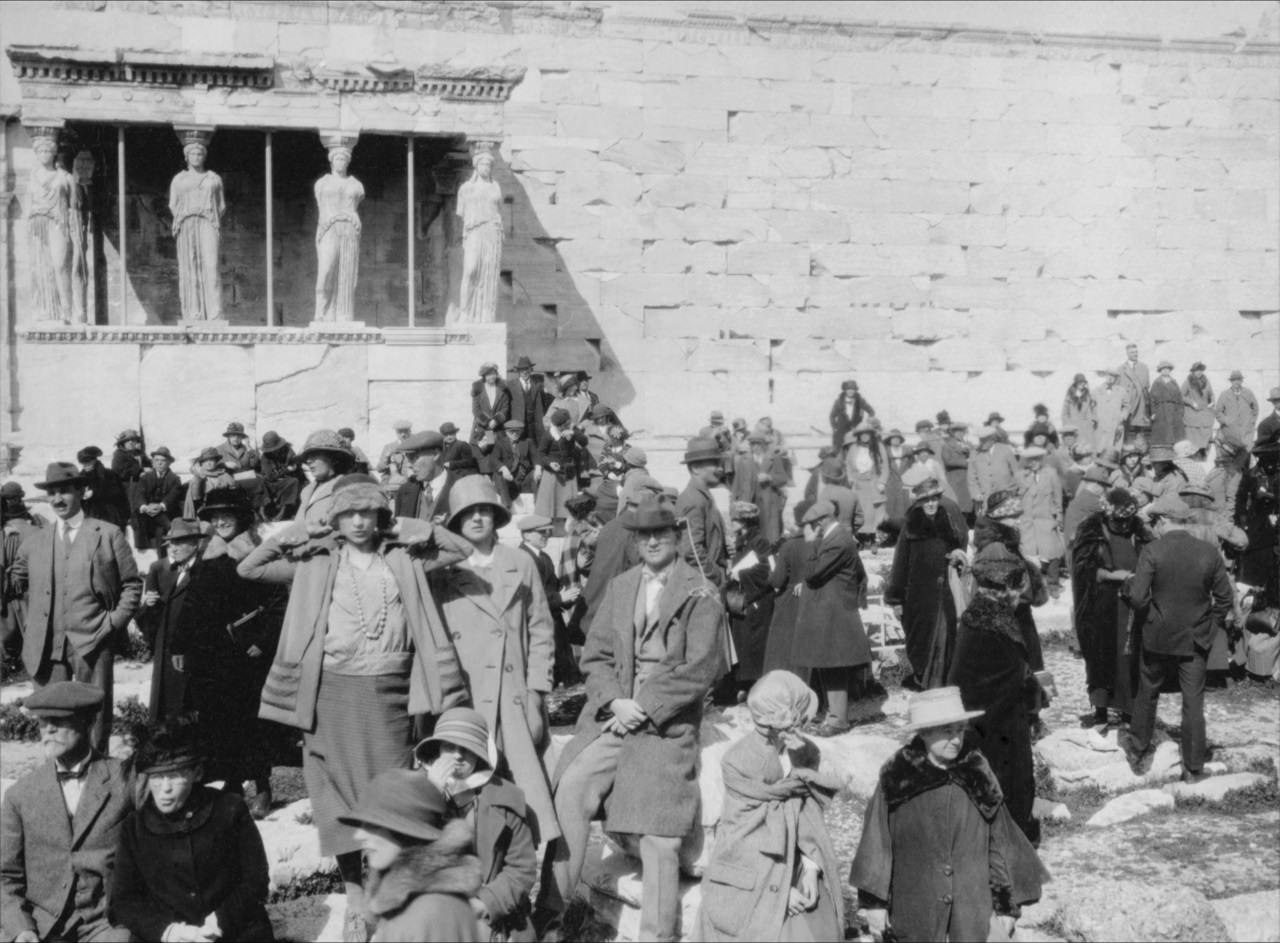 Επαναπροβολή του ντοκιμαντέρ «Η Αθήνα του Μεσοπολέμου, 1922–1940» στο Μέγαρο Μουσικής Αθηνών