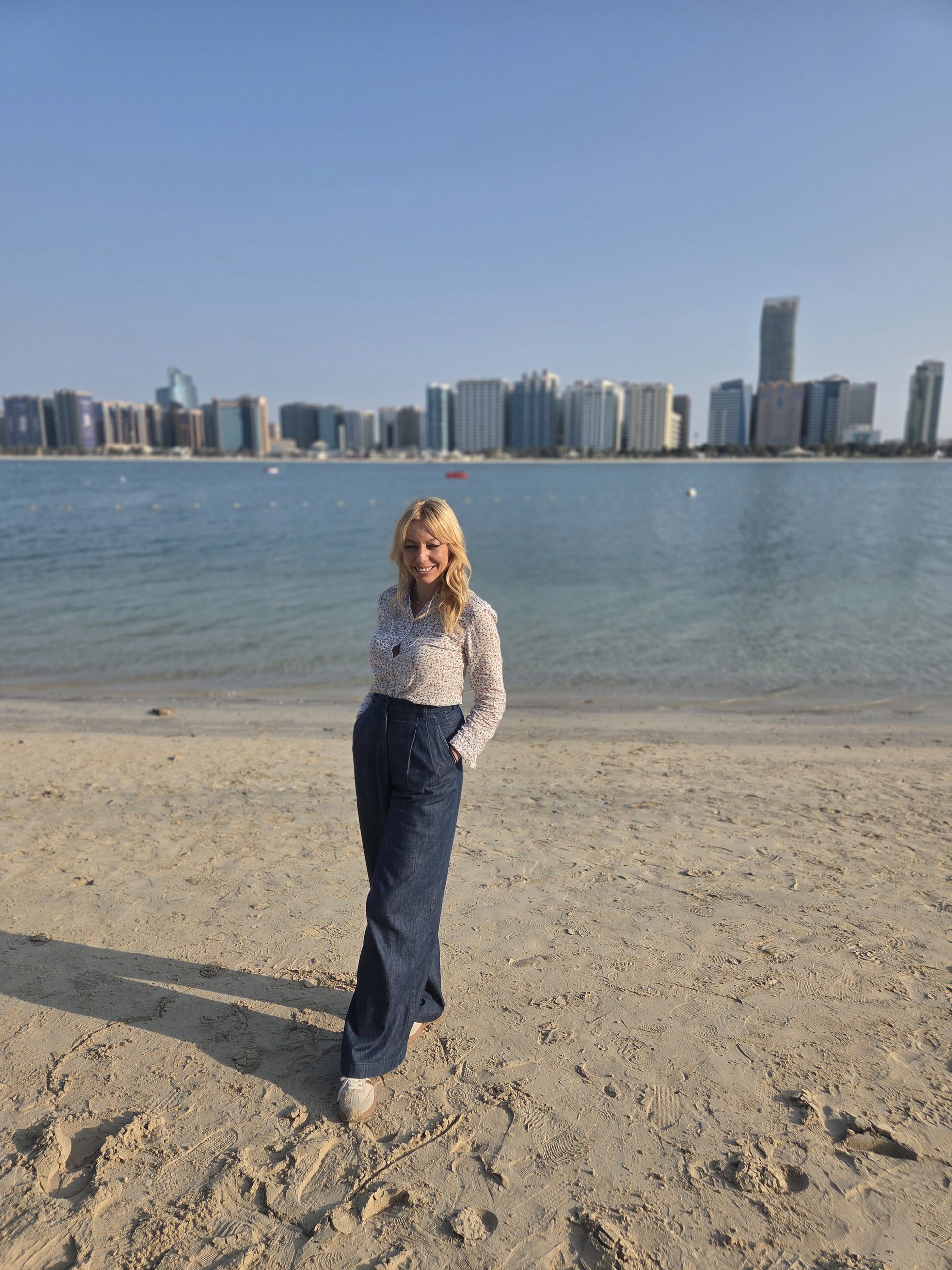 Άμπου Ντάμπι: Ταξιδεύοντας στην καρδιά της αραβικής κουλτούρας και της σύγχρονης πολυτέλειας