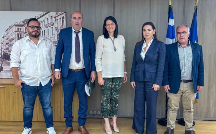 Υπ. Τουρισμού- Υπ. Εργασίας: Ιδιαιτέρως θετικές οι επιπτώσεις της Ψηφιακής Κάρτας Εργασίας