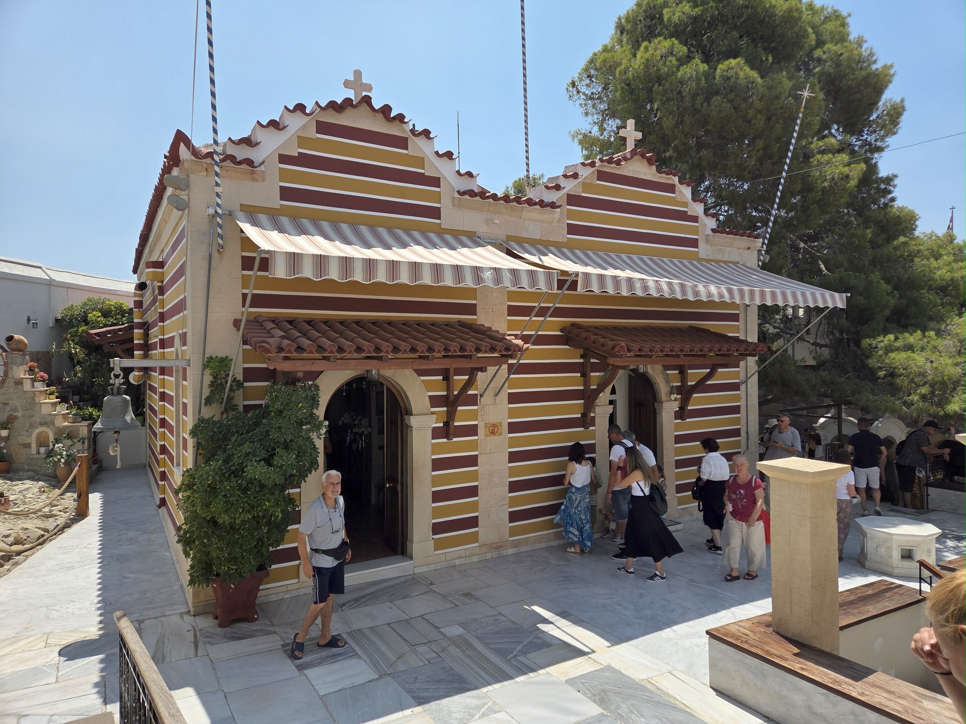 To travelgirl.gr στην Ιερά Μονή του Αγίου Νεκταρίου στην Αίγινα
