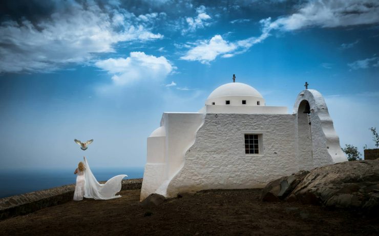 Ταξίδι στην ψυχή του Αιγαίου: Τα ομορφότερα ξωκλήσια των ελληνικών νησιών