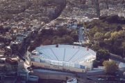 Βεάκειο Θέατρο Πειραιά 2025: Δείτε όλο το πρόγραμμα των 90 εκδηλώσεων