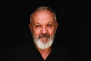 Ταράτσα Λαμπέτη: Ο Χρήστος Θηβαίος σε μουσική εξομολόγηση