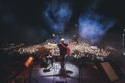 Μίλτος Πασχαλίδης: Μετά από 3 sold out συναυλίες η μεγάλη γιορτή συνεχίζεται στον Λυκαβηττό