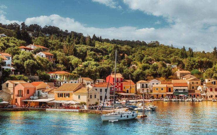 Παξοί-Αντίπαξοι: Οι καλύτερες παραλίες που πρέπει να επισκεφθείς Πηγή φωτογραφίας: https://zefi-travel.gr