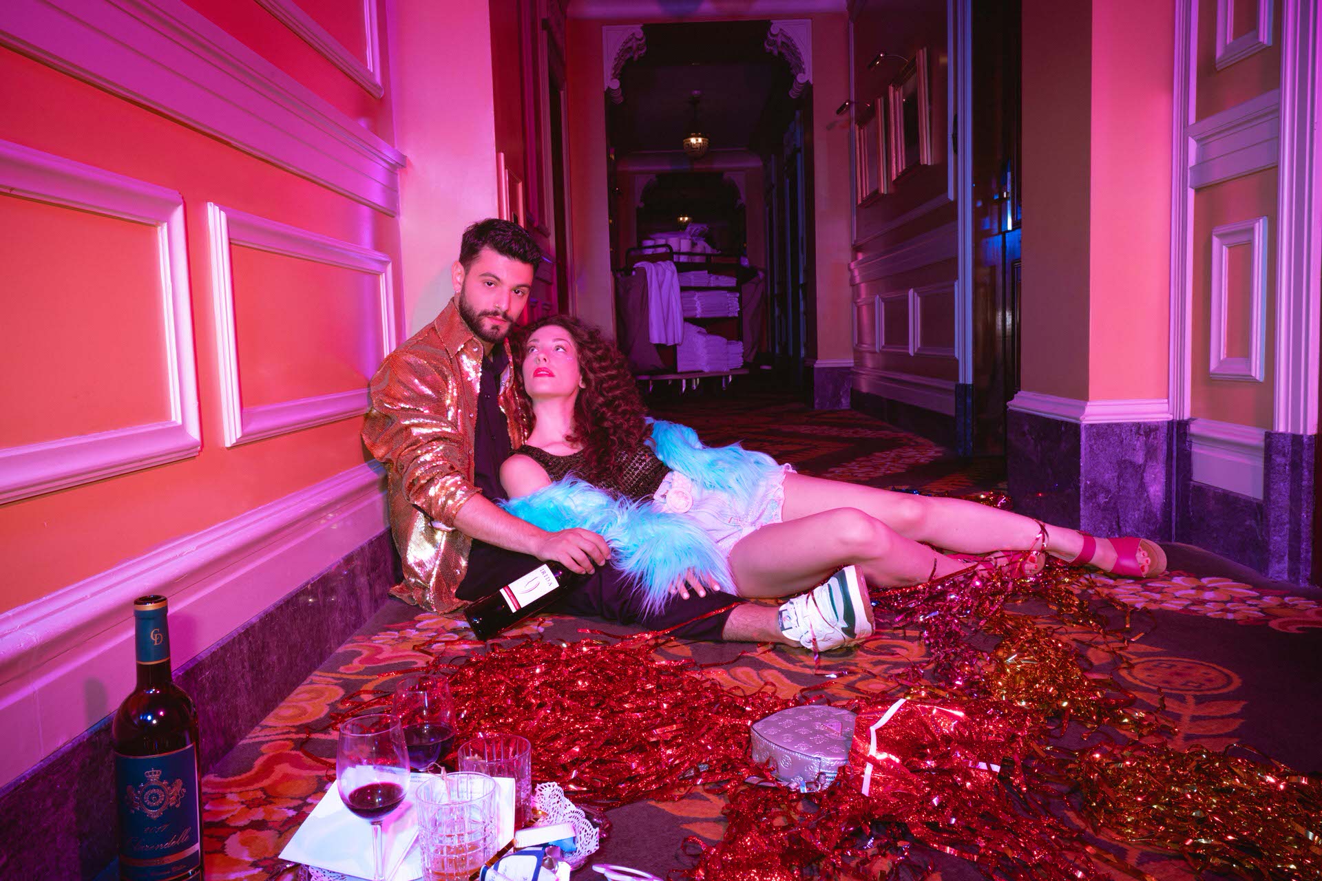 HOTEL AMOUR: Το νέο μιούζικαλ των Ευαγγελάτου-Καραμουρατίδη από 20 Οκτωβρίου στο θέατρο Ακροπόλ