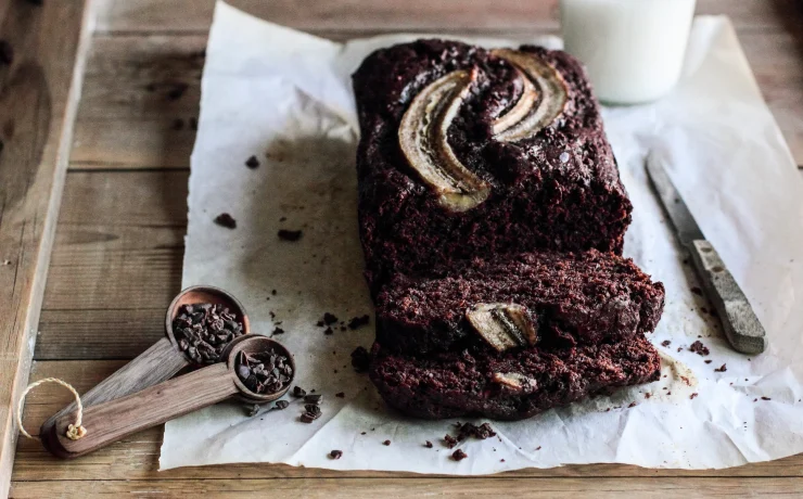 Συνταγή για σοκολατένιο banana bread! Πηγή φωτογραφίας: https://www.pastryaffair.com/