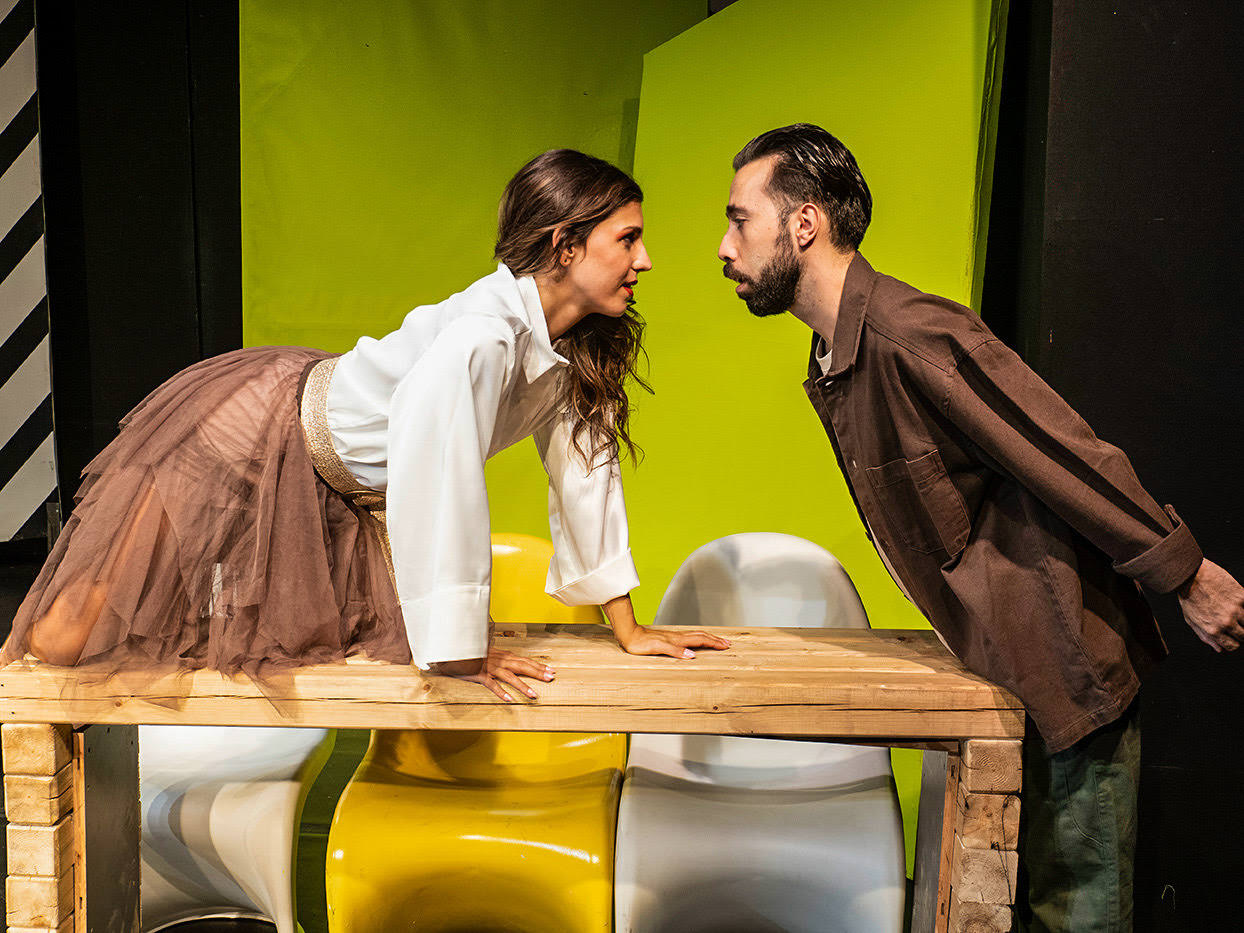 «Ένας καταπληκτικός καταθλιπτικός» του Αντώνη Καλομοιράκη: Για 2η χρονιά στο Θέατρο Καλλιρρόης