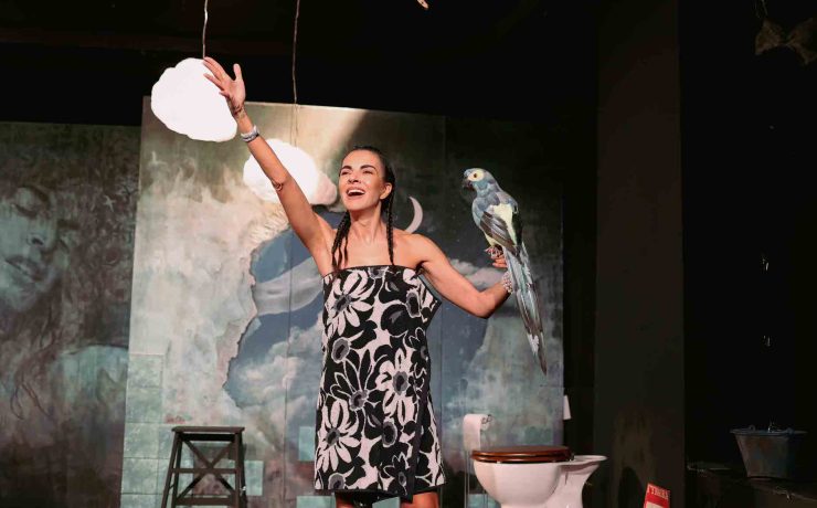 Μ.Α.Ι.Ρ.Ο.Υ.Λ.Α. της Λένας Κιτσοπούλου: Για 4 παραστάσεις στο θέατρο Κολοσσαίον