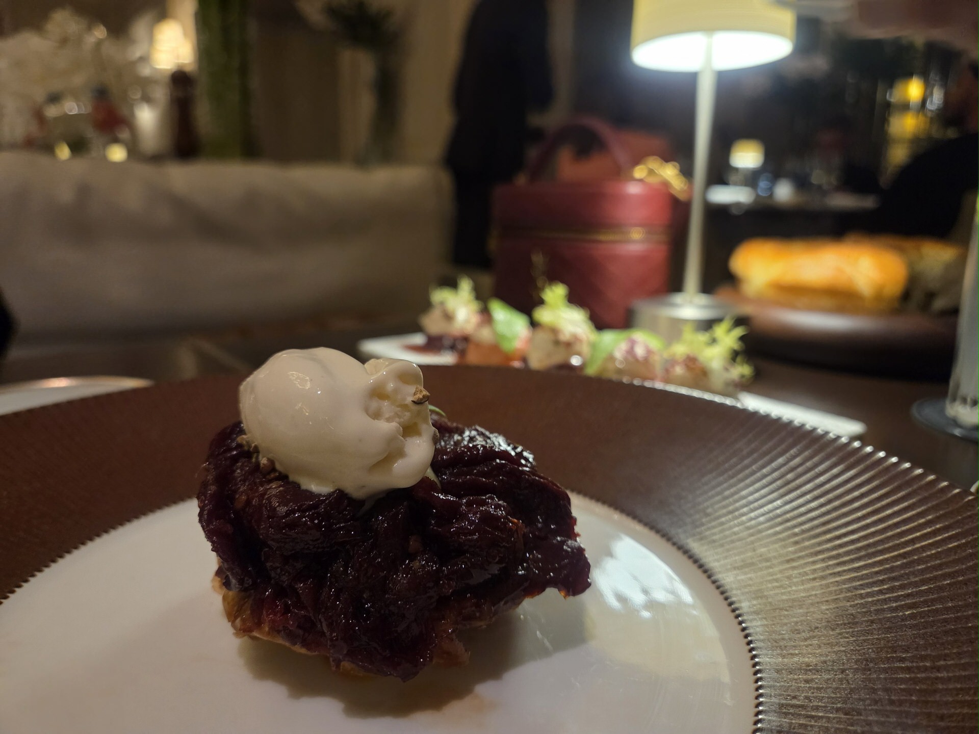 Δείπνο στο Le George του Four Seasons στο Παρίσι: Όταν η ιταλική κουζίνα συναντά τη γαλλική φινέτσα