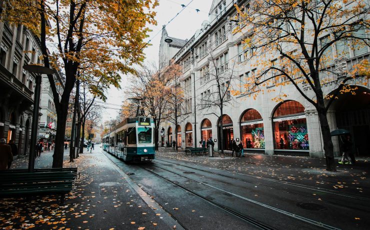 Ζυρίχη: Ταξίδι στην καρδιά της ελβετικής κομψότητας