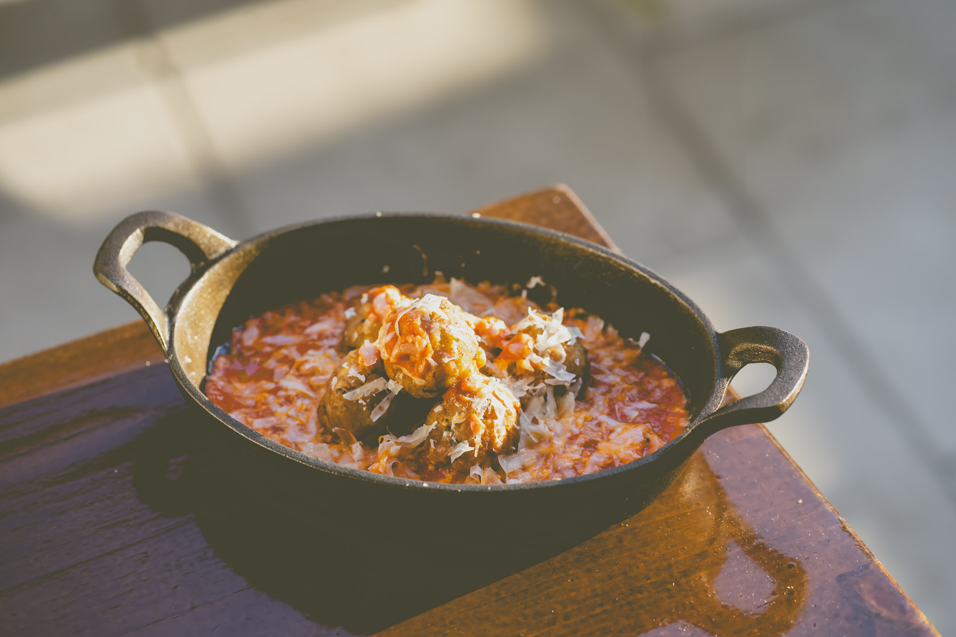 Μία Elea "φυτρώνει" στο Γαλάτσι: Γεύσεις Ελλάδας με την υπογραφή του Μιχάλη Μερζένη 