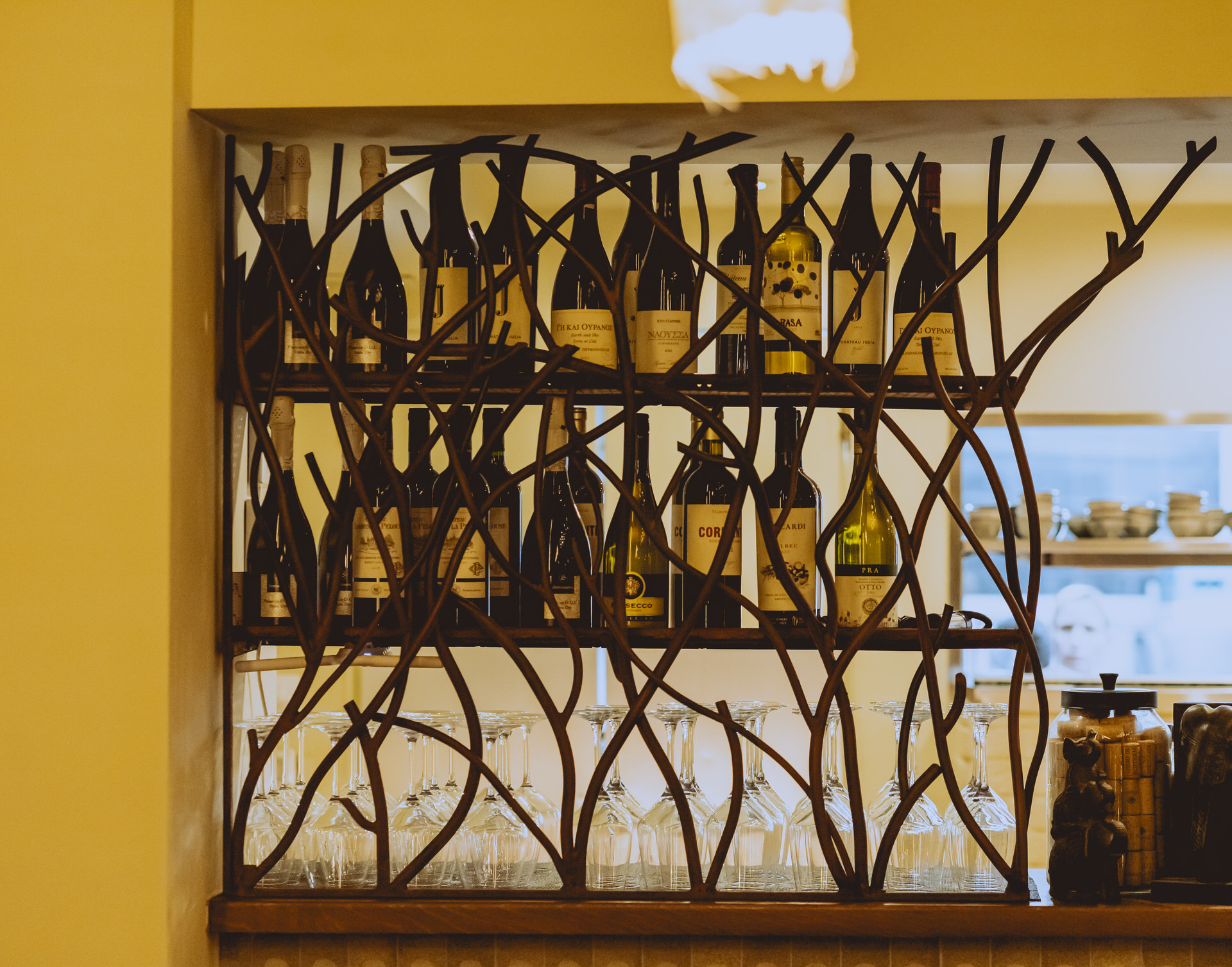 Μία Elea "φυτρώνει" στο Γαλάτσι: Γεύσεις Ελλάδας με την υπογραφή του Μιχάλη Μερζένη 