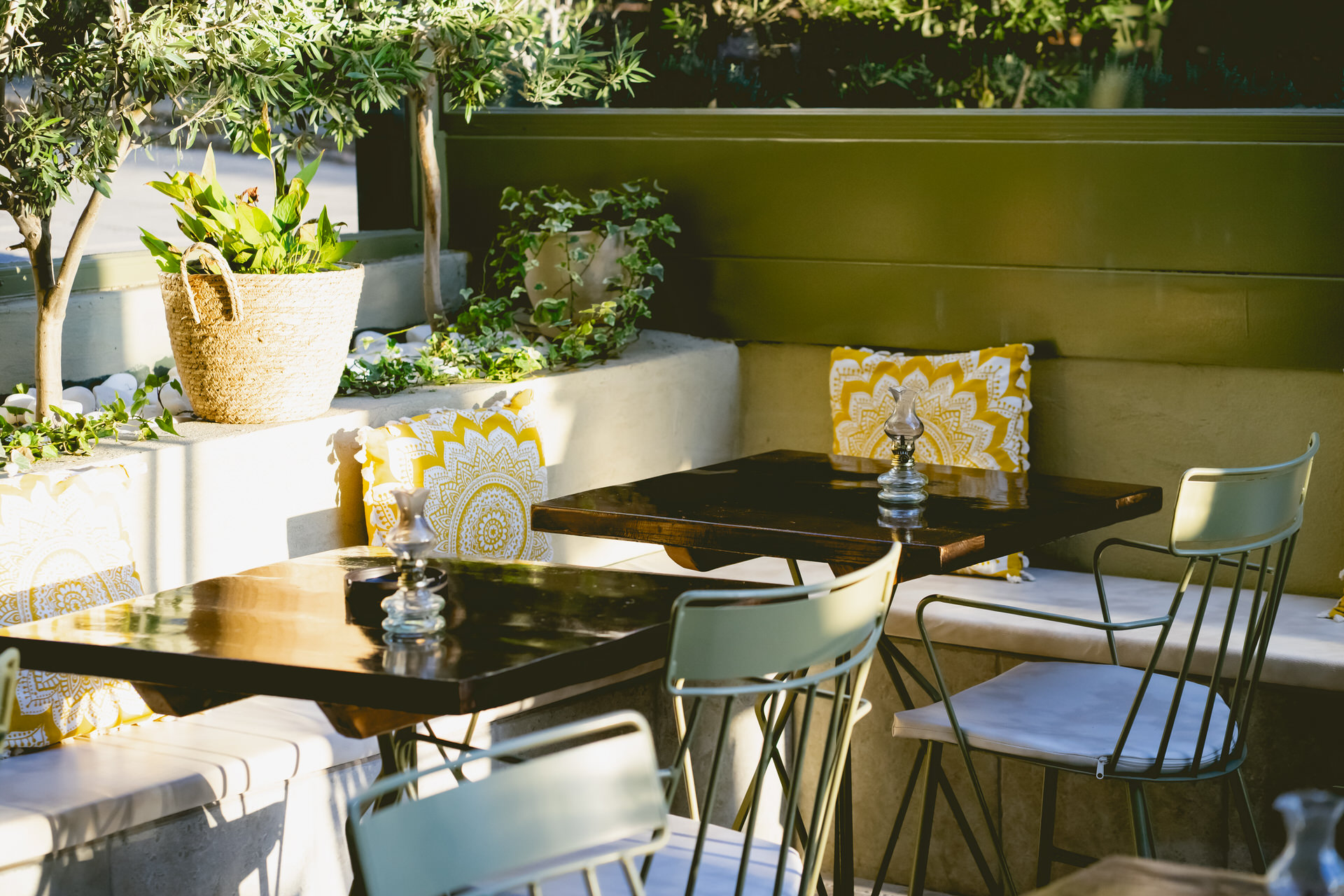 Μία Elea "φυτρώνει" στο Γαλάτσι: Γεύσεις Ελλάδας με την υπογραφή του Μιχάλη Μερζένη 