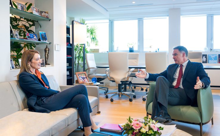 Συνάντηση εργασίας Βασιλικού-Metsola για ένα ανταγωνιστικό και δίκαιο οικοσύστημα φιλοξενίας στην Ευρώπη