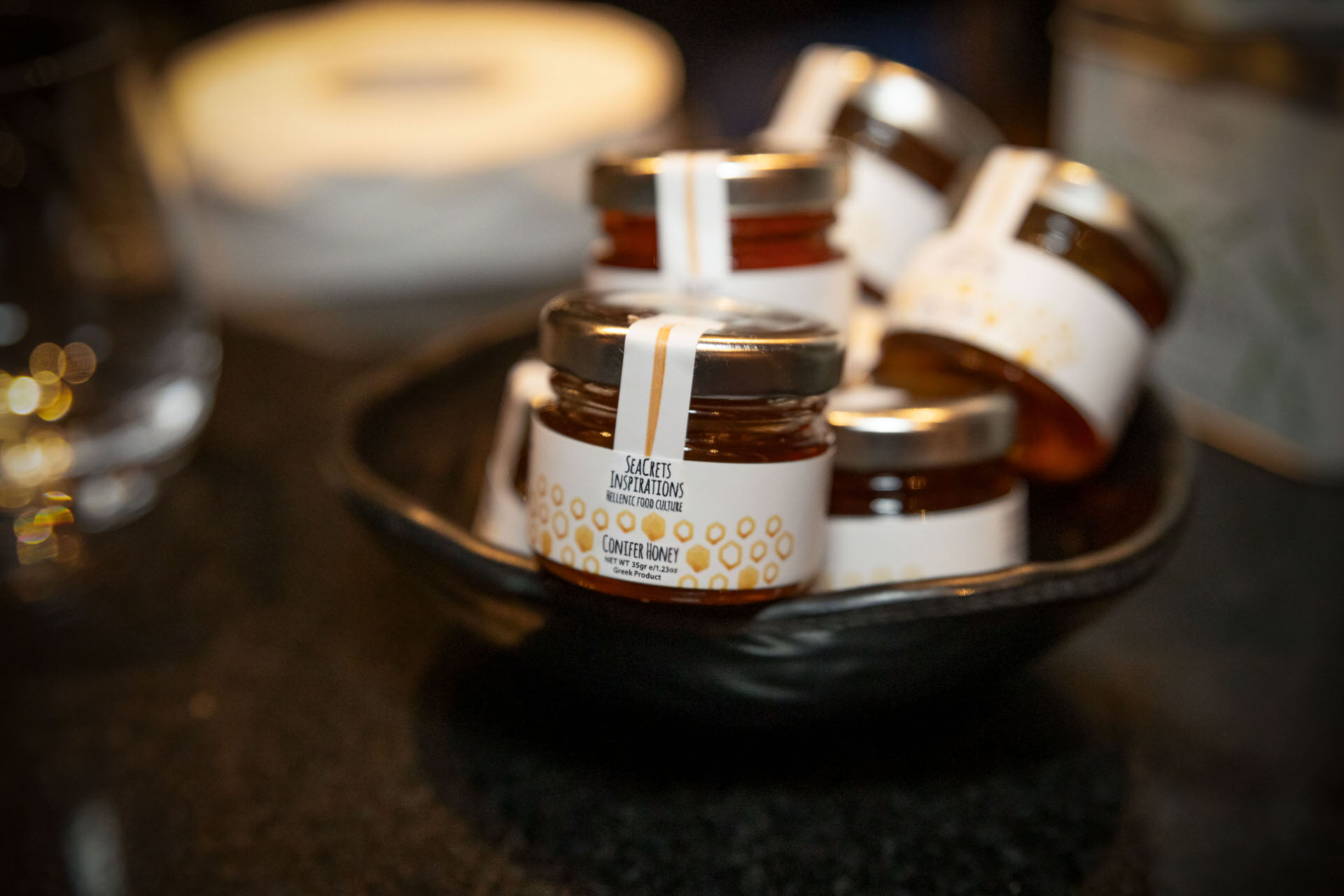 The Art of Gifting: Η SeaCrets Inspirations παρουσίασε τα νέα Festive Hampers 2025 και ήμασταν εκεί!