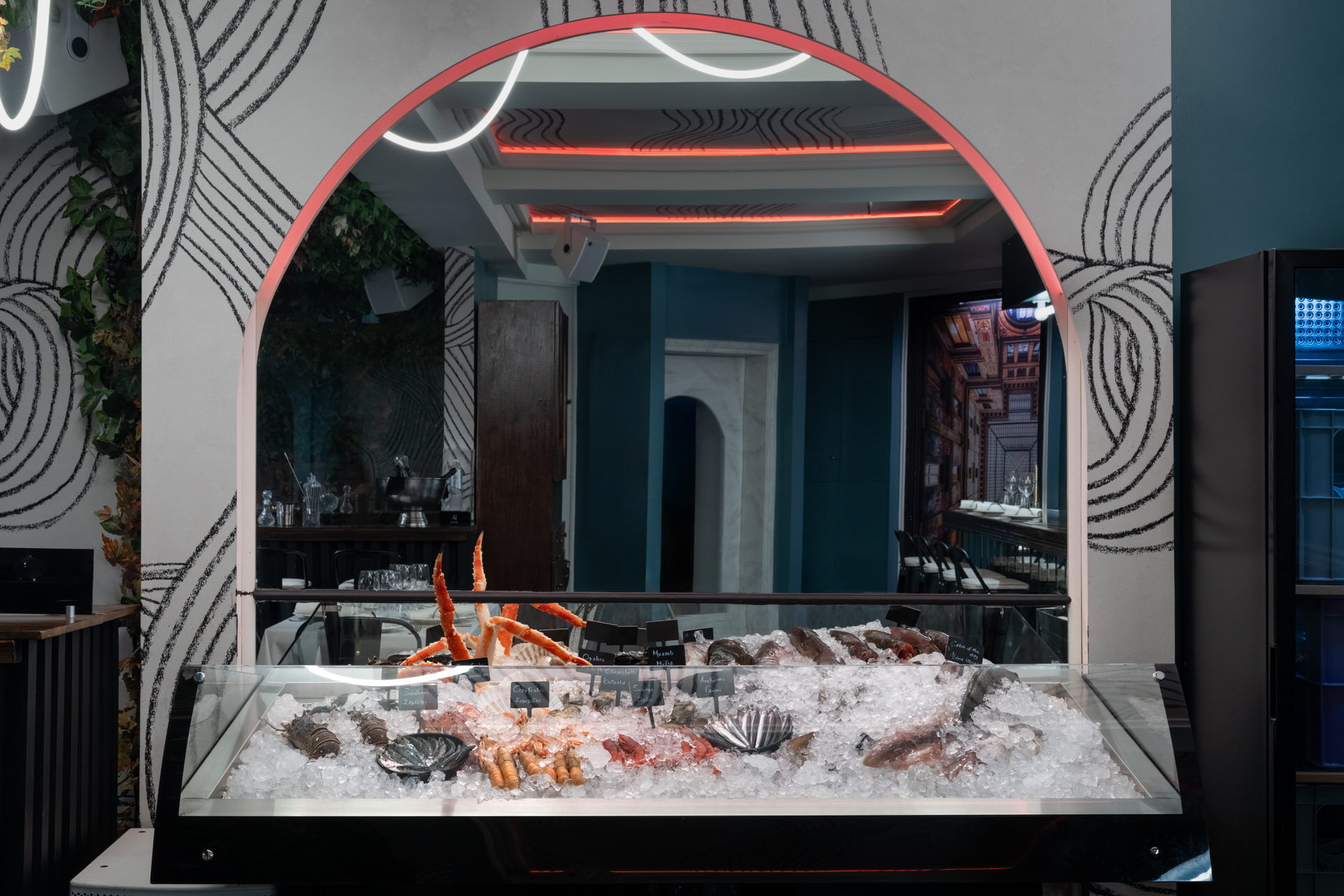  Sea You: Η θαλασσινή «απόβαση» στην καρδιά του Κολωνακίου