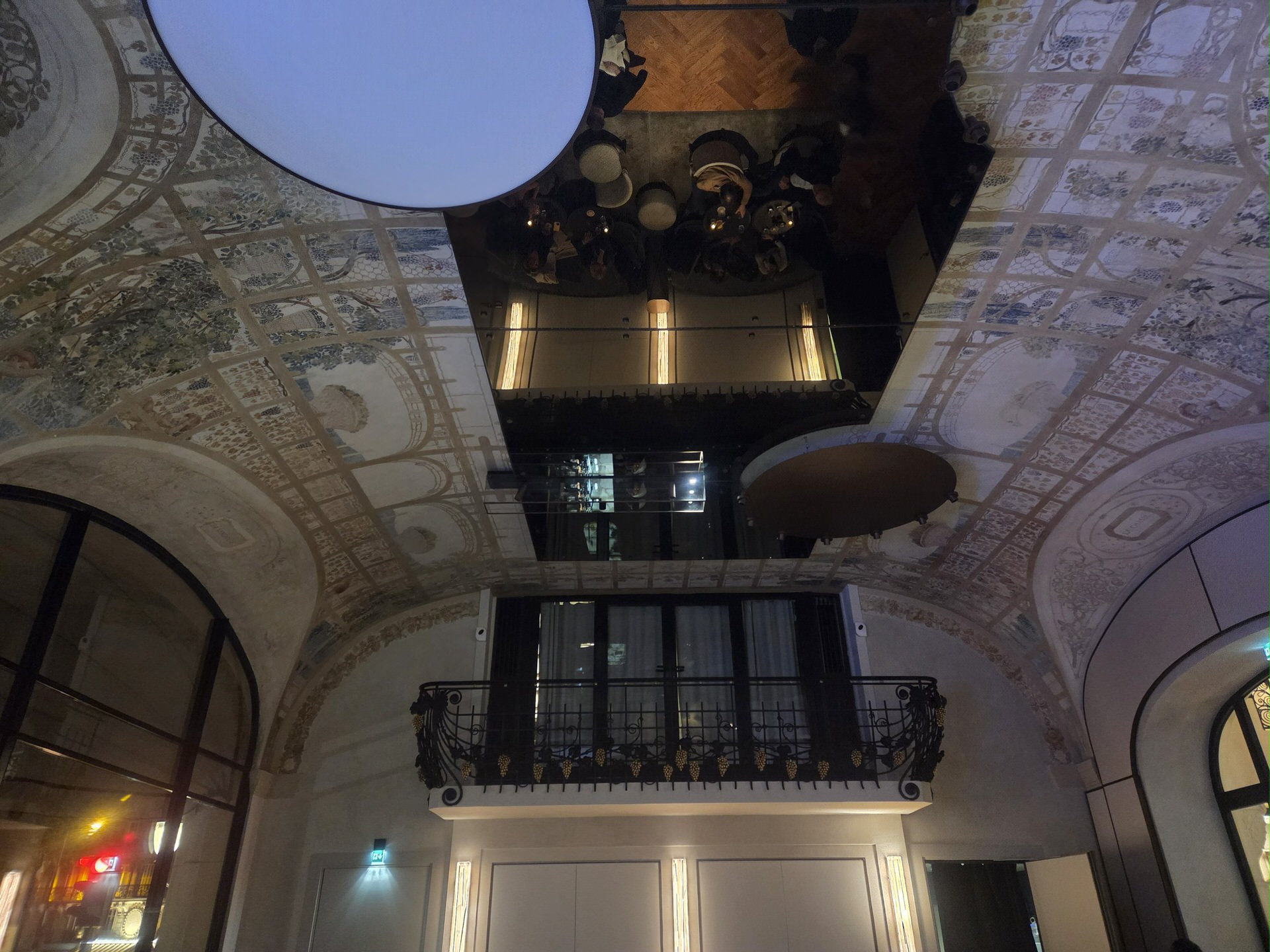 Ποτό στο Bar Joséphine στο Mandarin Oriental Lutetia