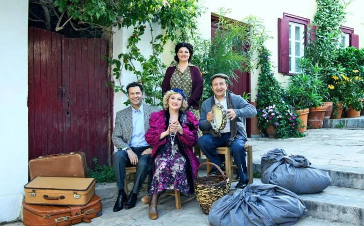 Η μητέρα του σκύλου στο θέατρο Ακροπόλ