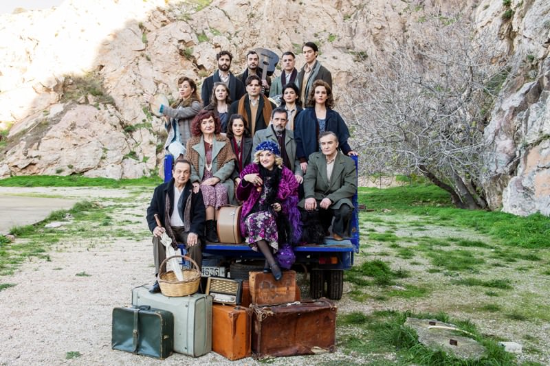 Η μητέρα του σκύλου στο θέατρο Ακροπόλ