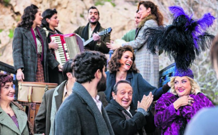 Η μητέρα του σκύλου στο θέατρο Ακροπόλ