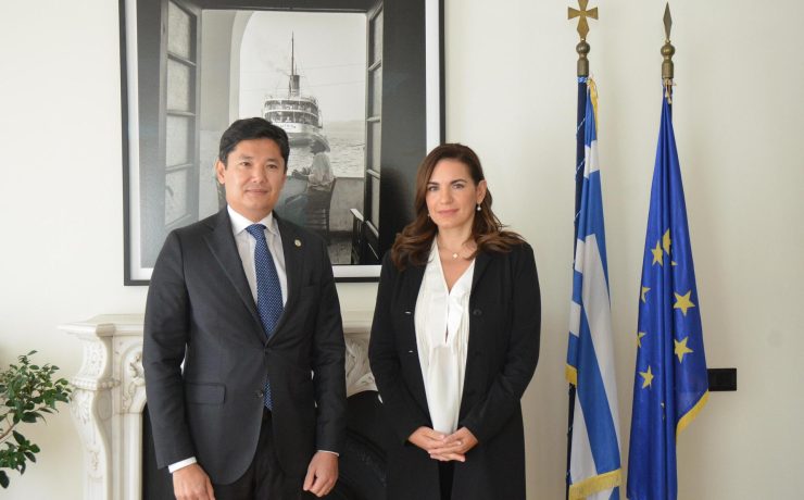 Συνάντηση Υπουργού Τουρισμού με Πρέσβη Καζακστάν: Πρωτοβουλία για επαναφορά απευθείας πτήσεων και ενίσχυση τουριστικής συνεργασίας