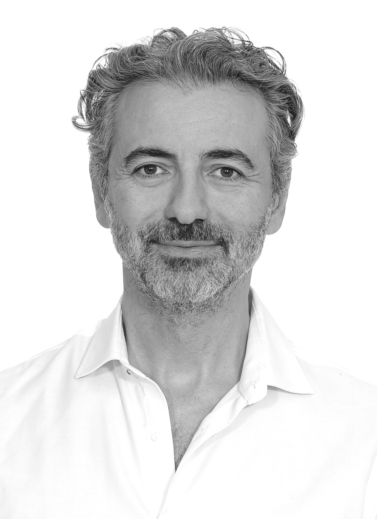 Εκκλησιάζουσες: Ο Θέμης Μουμουλίδης σκηνοθετεί το καλοκαίρι την ανατρεπτική κωμωδία του Αριστοφάνη