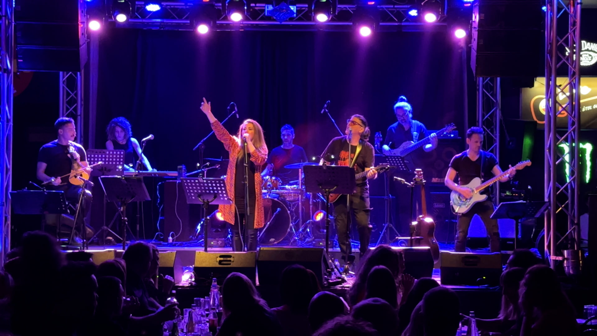 Οι ΟΝΑΡ στο HOLYWOOD STAGE στις 6 Δεκεμβρίου