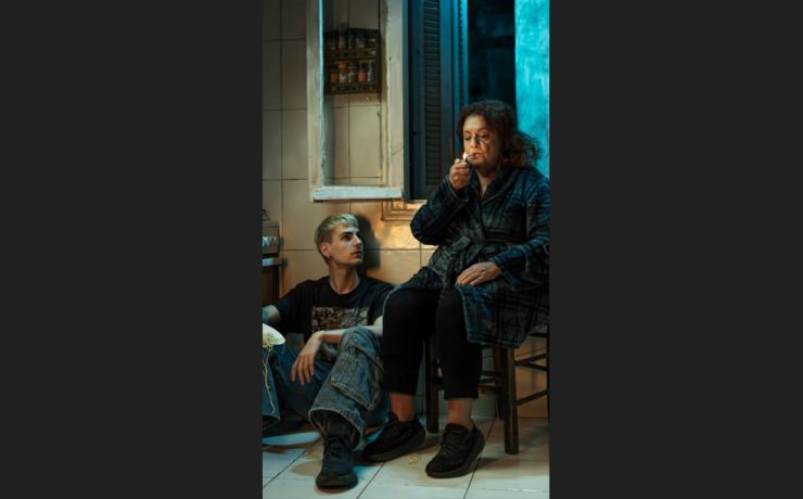 Η παράσταση «Αγώνες και μεταμορφώσεις μιας γυναίκας» στο Θέατρο Τζένη Καρέζη