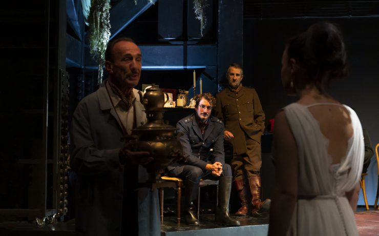 Οι "Τρεις Αδελφές" σε ζωντανή σύνδεση από το Κτήριο Τσίλλερ στην Ιθάκη