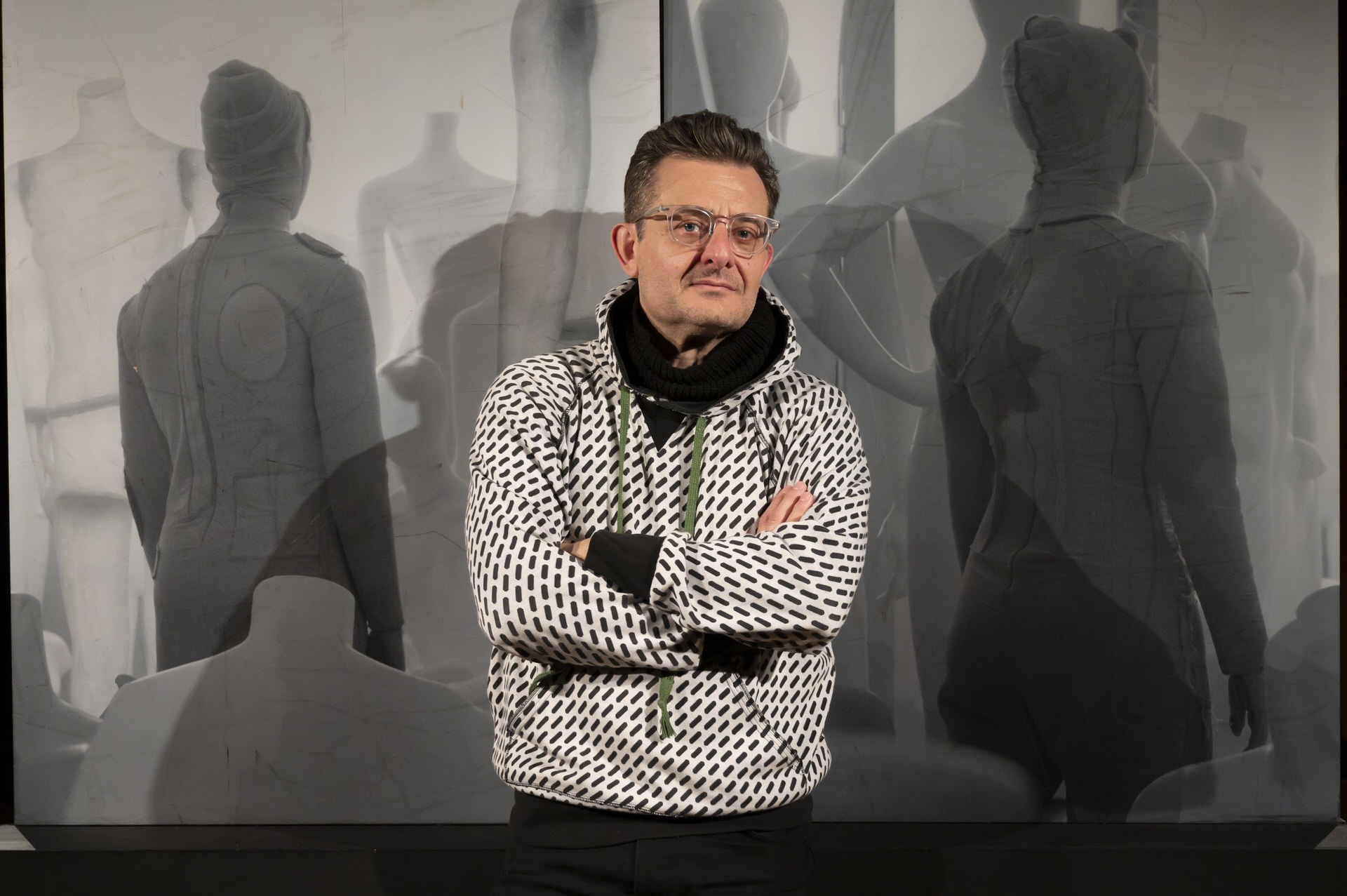 «Συμφωνία 37: Προσωπογραφία ενός αλγόριθμου»: Στις 10 Ιανουαρίου εγκαινιάζεται η περιπατητική δράση του Γιώργου Δρίβα