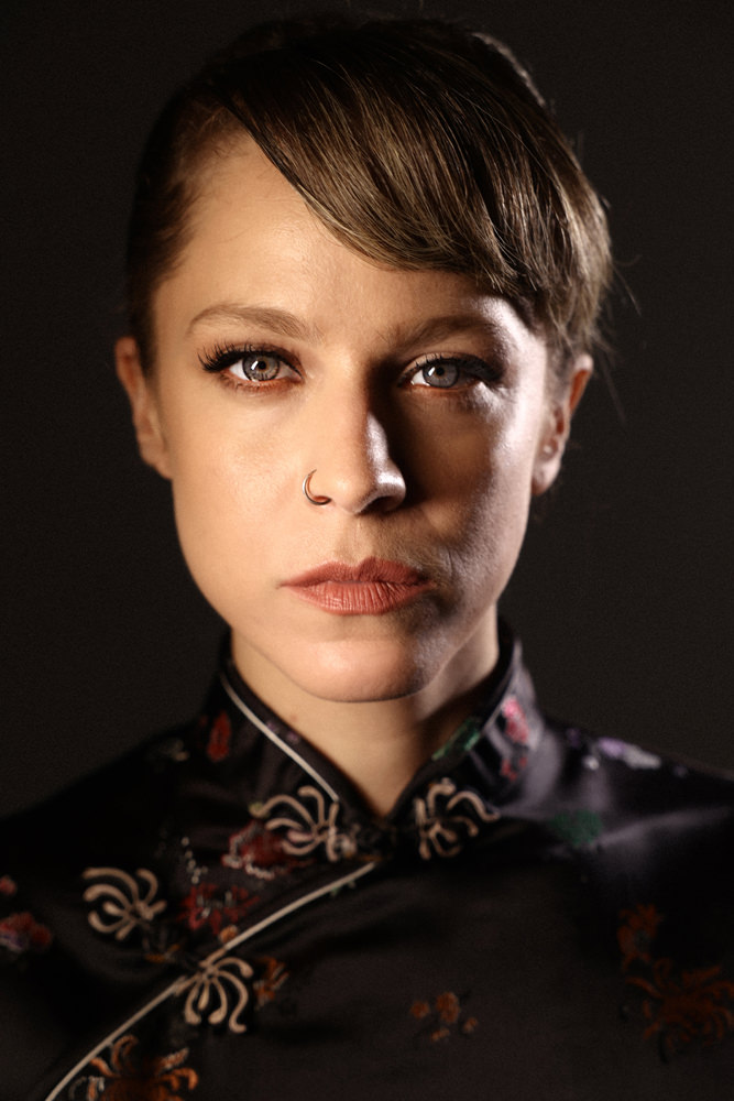 «Λόλα»: Οι πρώτες φωτογραφίες για την απόλυτη επιτυχία της χρονιάς στο θέατρο Παλλάς!