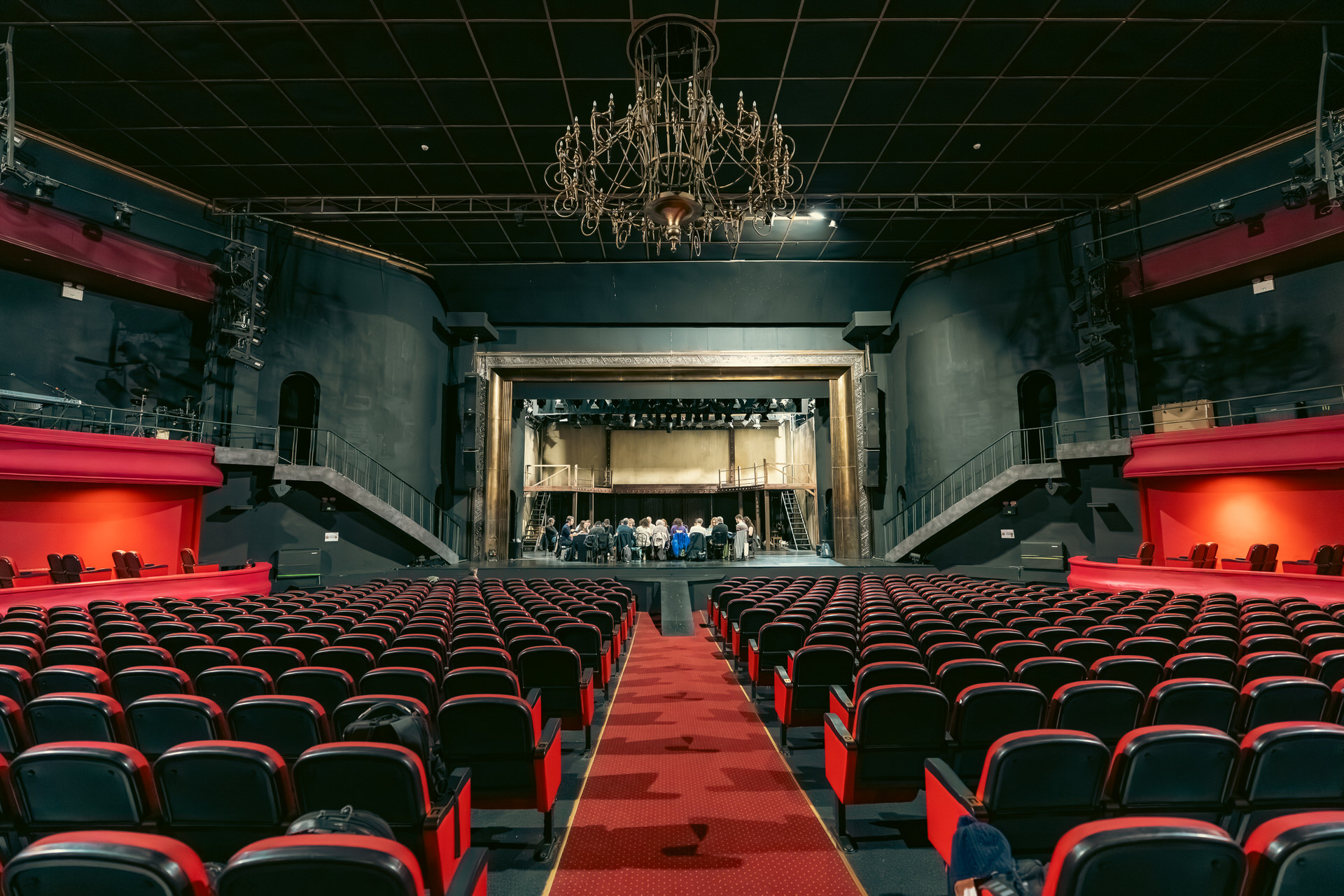 Ο Αγαπητικός της Βοσκοπούλας ανεβαίνει στη σκηνή του Θεάτρου Ακροπόλ!