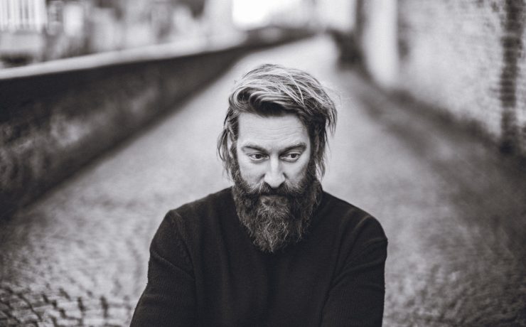Joep Beving: Ο πιανίστας–φαινόμενο του μινιμαλισμού για πρώτη φορά στην Ελλάδα