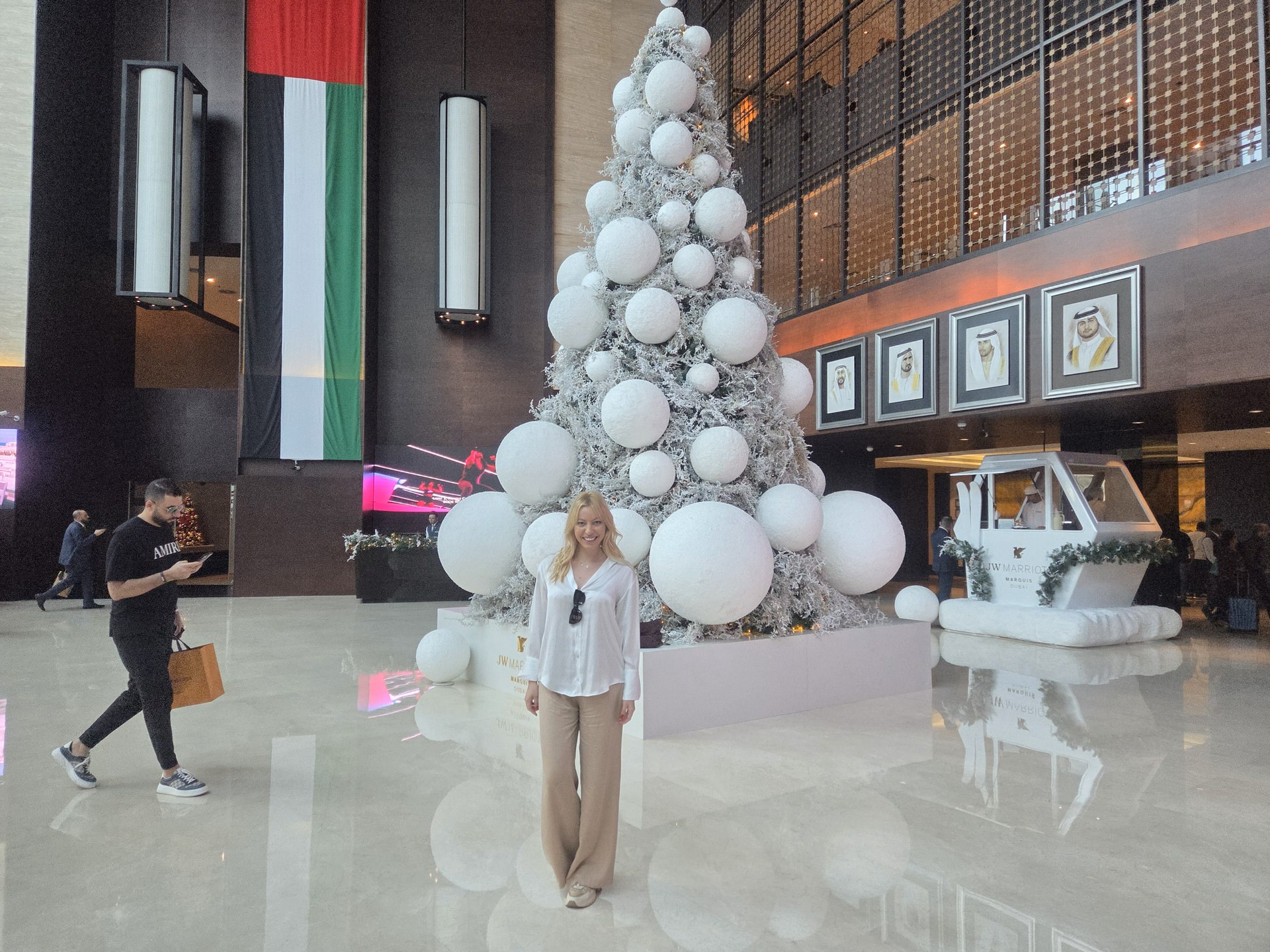 Χριστούγεννα στο Ντουμπάι: Μια μοναδική ταξιδιωτική εμπειρία