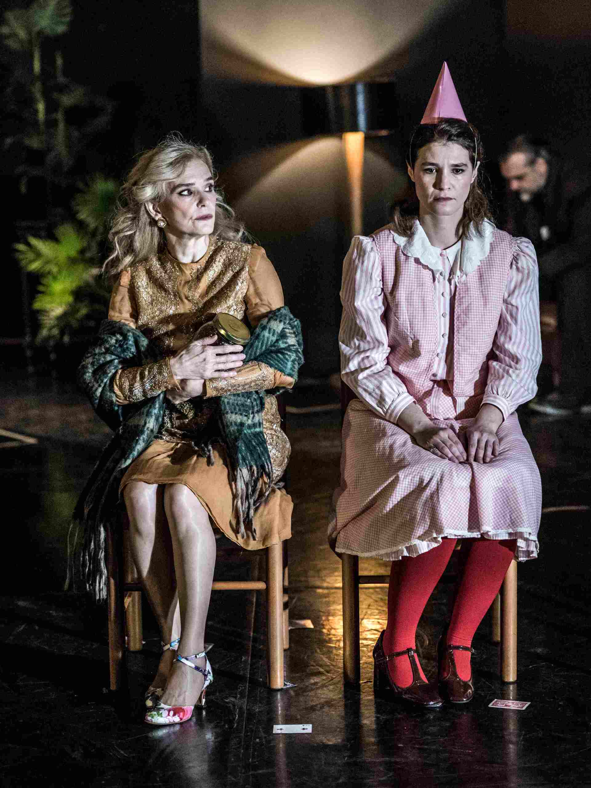 Το Δημοτικό Θέατρο Πειραιά καλωσορίζει το 2026 με τον «ΙΒΑΝΟΦ» του Γιάννη Χουβαρδά