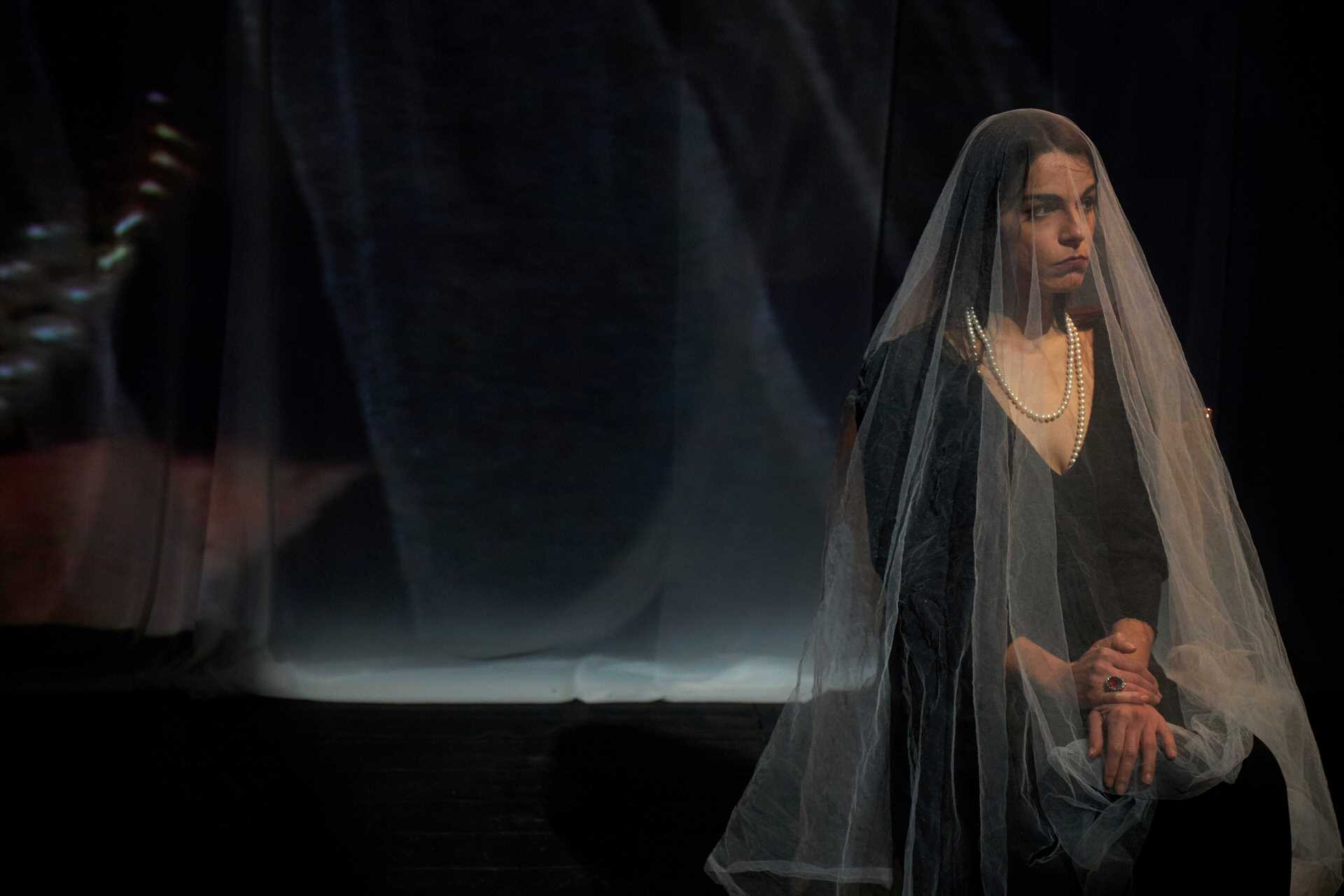 «ΛΙΓΕΙΑ» του Έντγκαρ Άλλαν Πόε: Από 18 Ιανουαρίου στο Θέατρο ARROYO