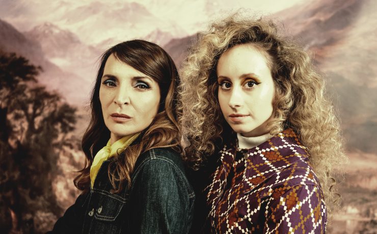 «Δύο ή τρία πράγματα που ξέρω γι’ αυτόν»: Το νέο έργο του Ανέστη Αζά στο Θέατρο Προσκήνιο