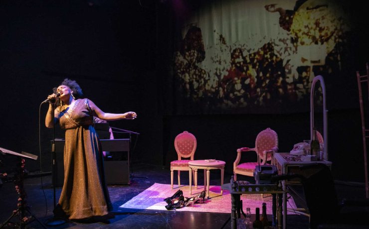 «Nina Simone – 4 οκτάβες Ελευθερίας»: Παρατείνεται για 4 επιπλέον Παρασκευές στο Θέατρο ARROYO