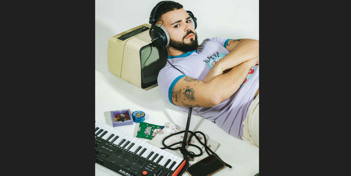 Akylas: To «Ατελιέ» του παίζει παντού