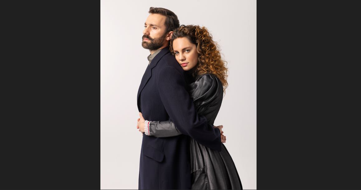 Η Φλαντρώ σε σκηνοθεσία Σωτήρη Χατζάκη στο Θέατρο Αλάμπρα