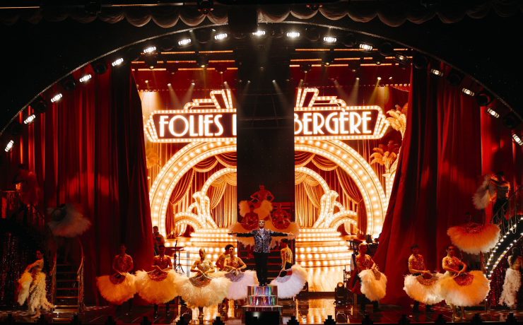 Θριαμβευτική πρεμιέρα για τον Τάκη Ζαχαράτο και την Έλενα Παπαρίζου στο NOX!