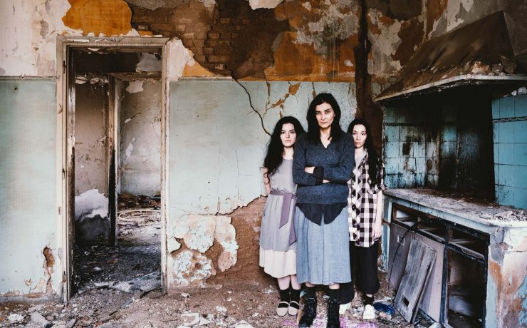 ΤΟ ΔΕΝΤΡΟ ΠΟΥ ΜΑΤΩΝΕΙ του Άνγκους Τσερίνι: Από τις 23 Ιανουαρίου στο Θέατρο Αγγέλων Βήμα