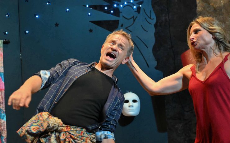 Φύγε...αν μπορείς: Η παράσταση επιστρέφει με νέο κύκλο παραστάσεων στο θέατρο Αλκμήνη