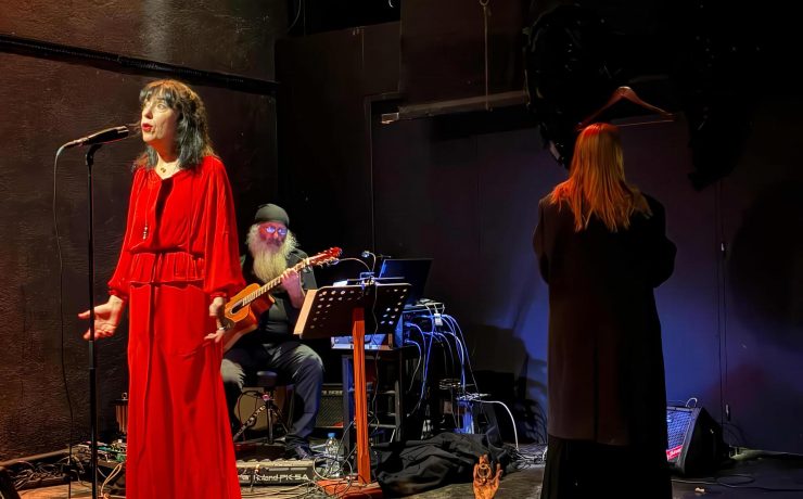 Ο «Ανθρωποφάγος» σε ποίηση της Sunny Μπαλτζή στον Μικρό Κεραμεικό