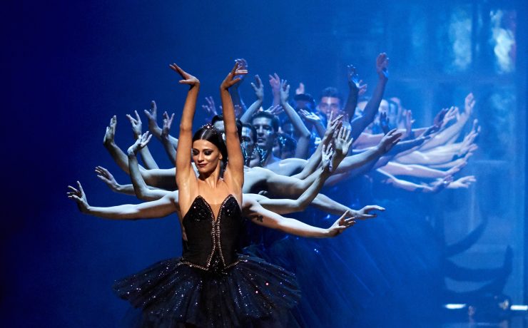 Η λίμνη των κύκνων επιστρέφει από το Μπαλέτο της ΕΛΣ για επτά μοναδικές παραστάσεις