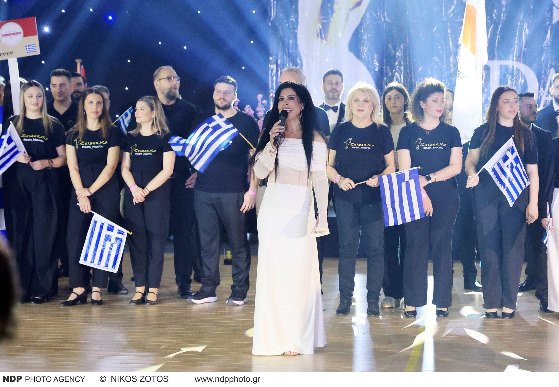 “International Zeimpekiko Festival of Athens”: Εντυπωσιακή συνάντηση πολιτισμών με κοινή γλώσσα τον πιο διάσημο ελληνικό χορό!