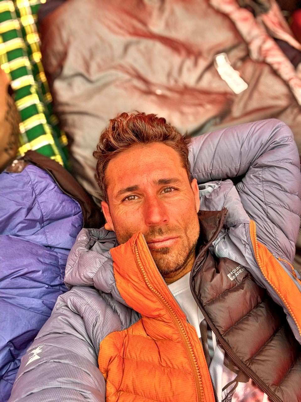 Ο Θανάσης Χτενάς ανέβηκε στο Κιλιμάντζαρο και μας μεταφέρει την εμπειρία του!